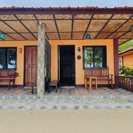 Mecaja Beach House Roxas  Eksteriør billede