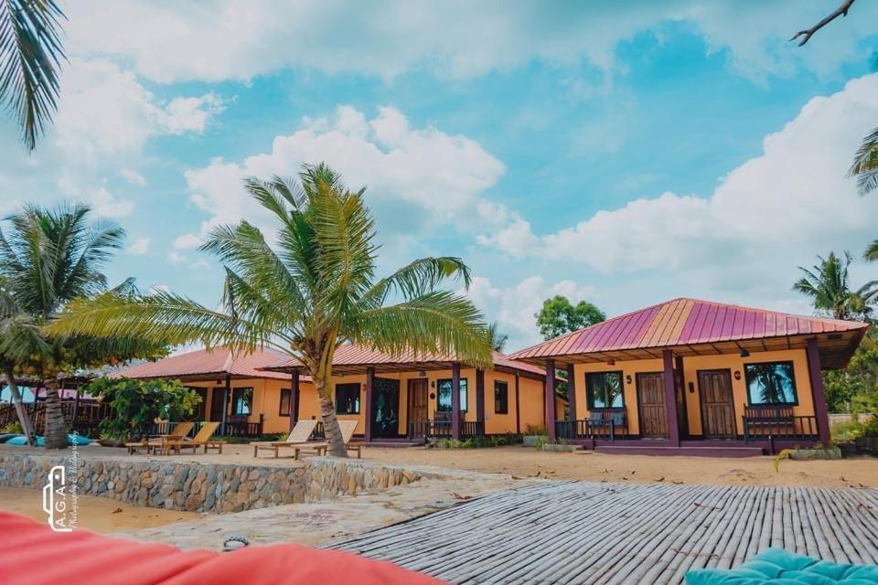 Mecaja Beach House Roxas  Eksteriør billede