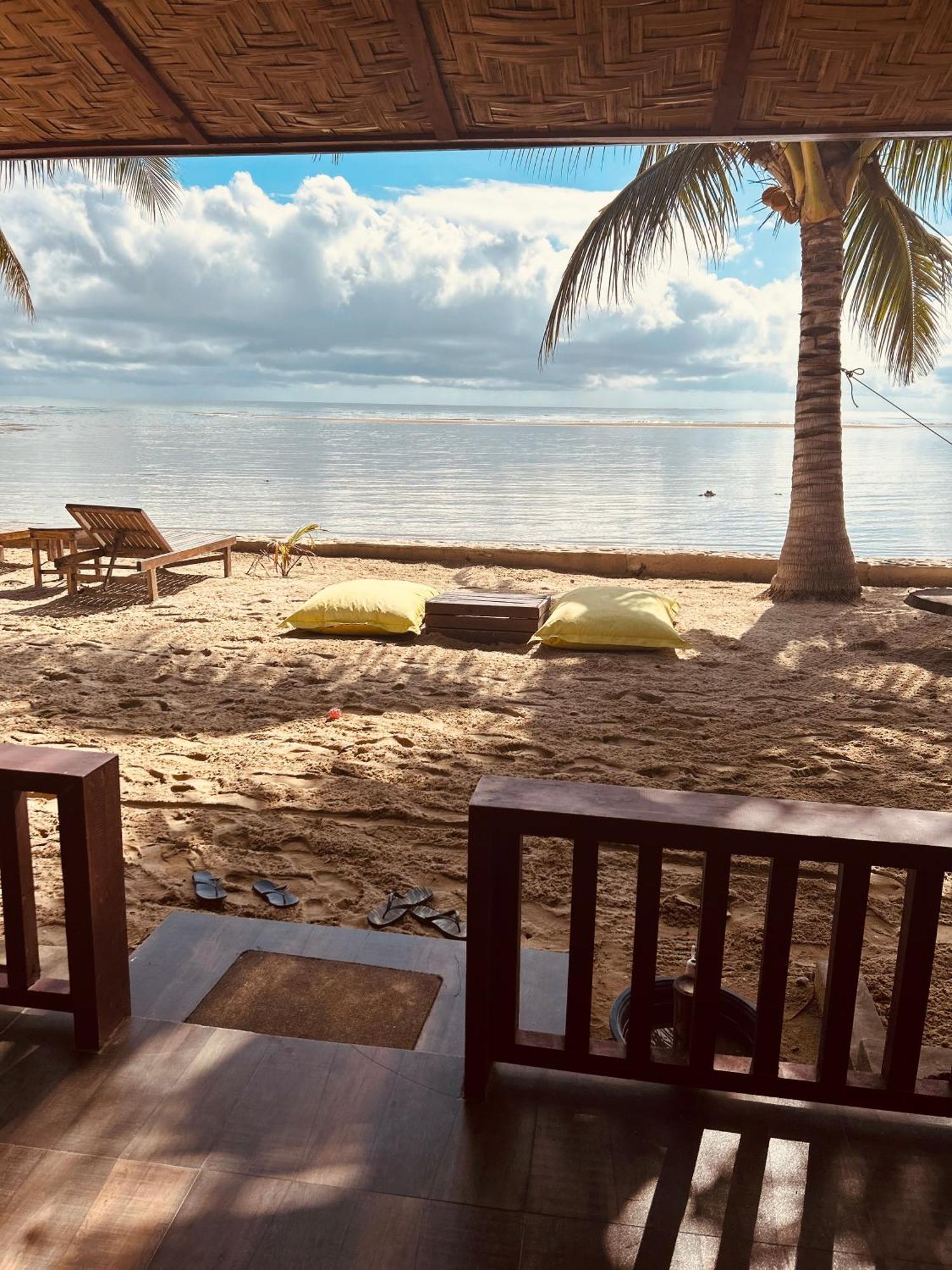 Mecaja Beach House Roxas  Eksteriør billede