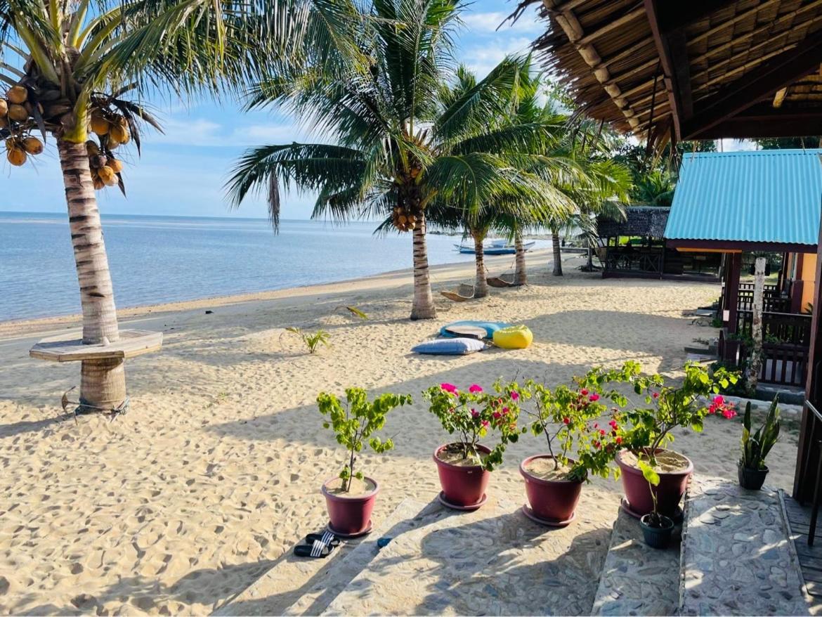 Mecaja Beach House Roxas  Eksteriør billede